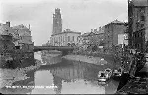 Calm: The Town Bridge, Boston