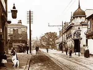 Bramley: Town Street, Bramley