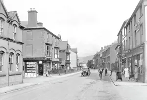 Towyn: Towyn, High Street 1930