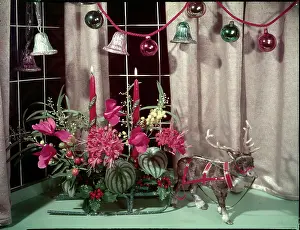 Baubles: Toy Reindeer and Sleigh