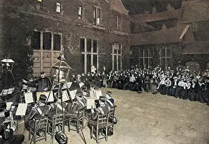 Toynbee: TOYNBEE HALL INTERIOR