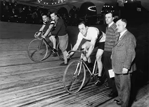 Dutchman: Track cyclists before the start, 1929