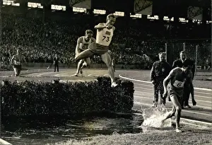 Colombes: Track And Field - Decathlon - Javelin