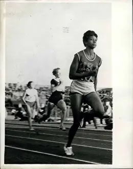 Ovation: Track And Field - Decathlon - Javelin
