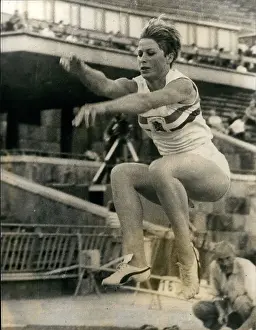 20ft: Track And Field - Decathlon - Javelin