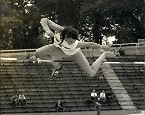 Knowles: Track And Field - Decathlon - Javelin