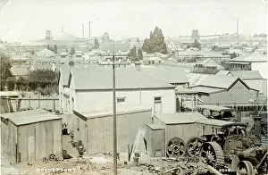 Corrugated: Traction Engine, Corrugated Iron Houses & Diamond Mine Worki