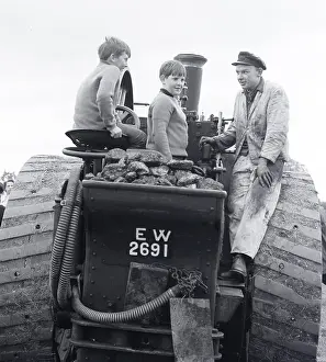 Overals: Traction Engines