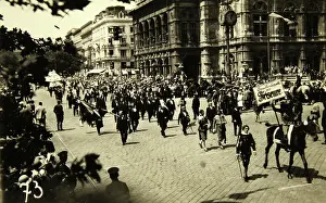 Pageants: Trade pageant through Vienna with the Association