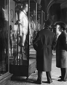 Traders: Trading with old armor equipment, 1931