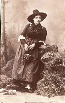 Wurthle: Traditional costume