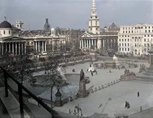 Andcolourisedpic: TRAFALGAR SQUARE 1930S