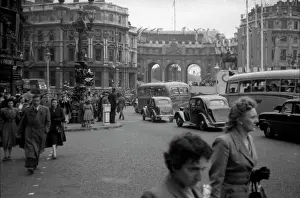 Admiralty: Trafalgar Square and Admiralty Arch