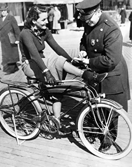 Ankle: Traffic control in New York, 1938