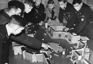 Explains: Traffic education in the school, 1930s