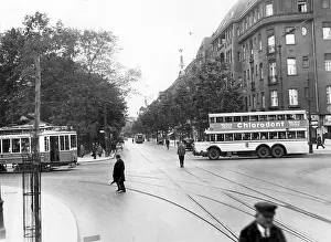 Slogan: Traffic on the Kaiserallee in Berlin, 1931