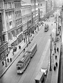 Zimmermann: Traffic on Leipziger Strasse in Berlin, 1938