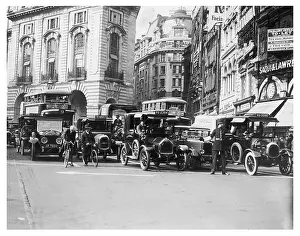 Directs: TRAFFIC/PICCADILLY