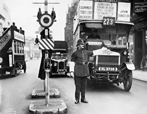 Roehampton: TRAFFIC POLICE