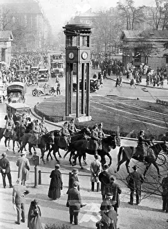 Leipziger: Traffic tower at Potsdamer Platz in Berlin, 1930