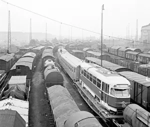 Saroch: Train depo - Pragaue - Vrsovice - crowded