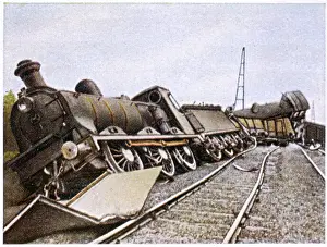 Derailed: TRAIN DERAILED/1914