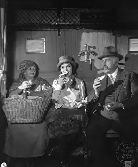 Compartment: Train journey, 1930