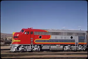 Topeka: Train - Railroad - Diesel - Transportation