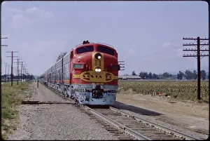 Topeka: Train - Railroad - Diesel - Transportation