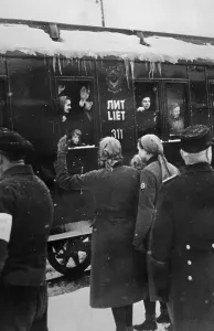 Settlers: Train of resettlers from Lithuania, 1941