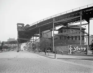 Parkway: Train - Transportation - Tracks - New York