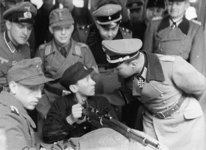 Mentoring: Training of Hitler Youth members during the Second World War