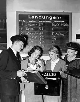Attendant: Training of Lufthansa stewardesses, 1938