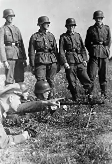 Candidates: Training of officer candidates - Eastern Front, 1942