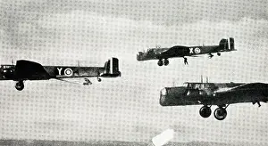 Parachute: Training RAF parachute troops, WW2
