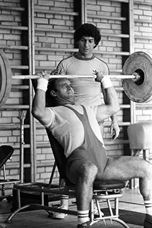 Weightlifters: Training of weightlifters, 1980