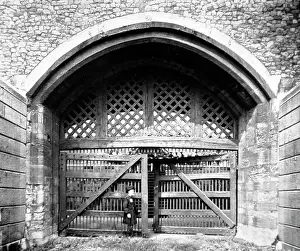 Traitors: Traitors Gate, Tower of London