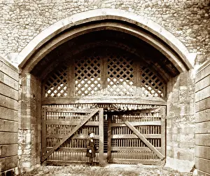 Traitors: Traitors Gate, Tower of London