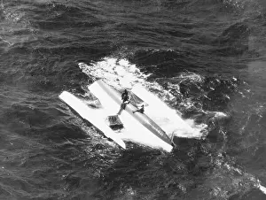 Multihull: Transatlantic race trimoran capsized