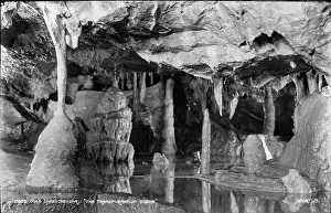 Formations: The Transformation Scene in Cox's Cave