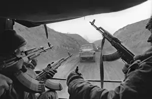 Rogozin: Transport column moving to Grozny, 1995