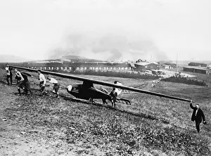 Plateau: Transport of a glider at the Wasserkuppe, 1929