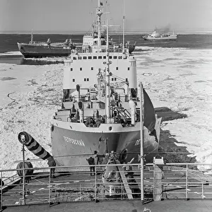 Petrovsky: Transport Vessel Convoy