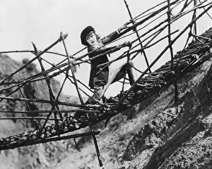Discomfort: Trapped on broken bridge