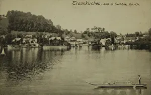 Traunkirchen: Traunkirchen. View over the Traunsee to the