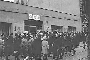 Picha: Travel agency CKM - line - queue