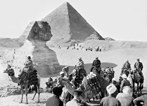 Cheops: Travelling party in Egypt, 1925