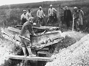 Excavating: Trench digging 1916