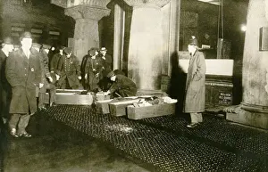 Seamstresses: Triangle Shirtwaist fire victims in coffins ?
