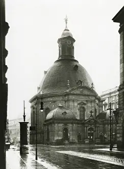 Rainy: The Trinity Church in Berlin, 1934